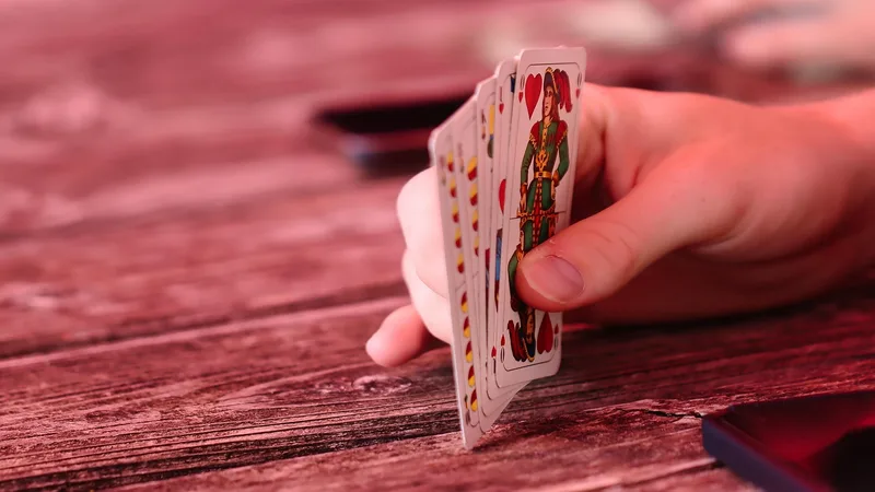 SV388 cá độ review - Casino Trực Tuyến Uy Tín | card game,  bavaria,  card player,  playing cards,  game